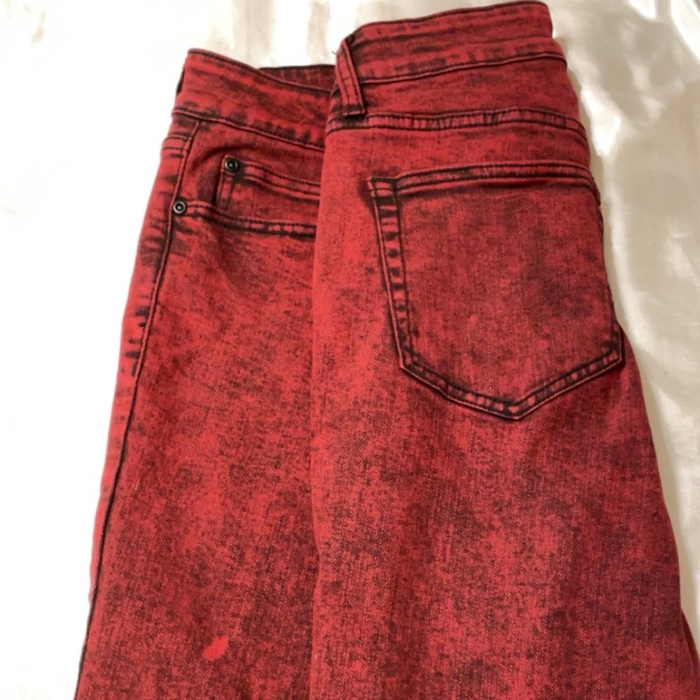 HT Denim 32x32/ cotton / red / impeccable fabric and stitching